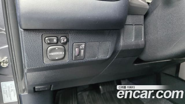 Toyota RAV4 2018 — Photo 10/20
