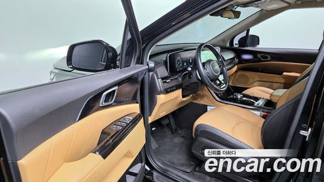 Kia Carnival 2022 — Фото 10/20
