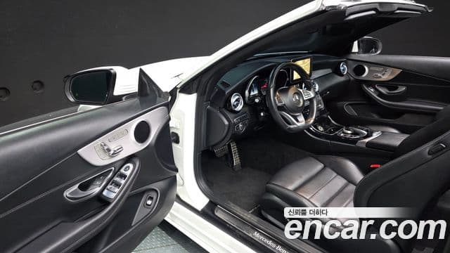 Mercedes-Benz C-Class 2018 — ფოტო 10/20