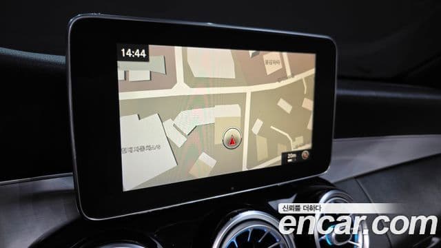 Mercedes-Benz C-Class 2018 — Фото 14/20