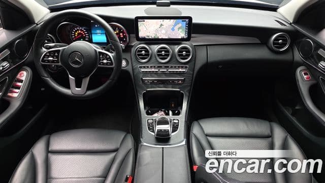 Mercedes-Benz C-Class 2018 — Şəkil 7/20