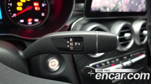 Mercedes-Benz C-Class 2018 — Şəkil 9/20