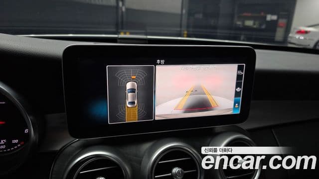 Mercedes-Benz C-Class 2018 — Şəkil 15/20