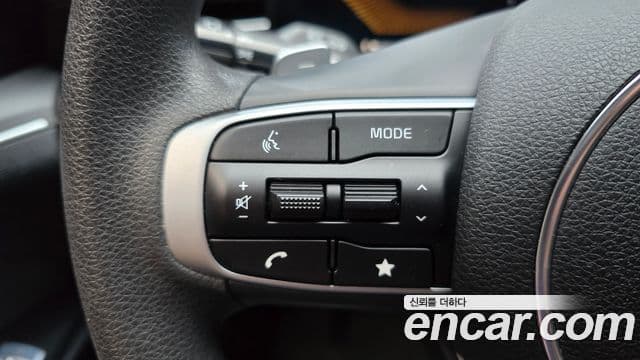 Kia K5 2023 — Şəkil 19/20