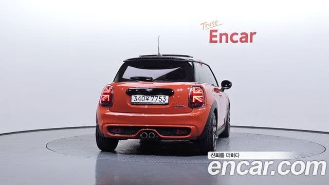 Mini Cooper S 2020 — фото 4 из 20