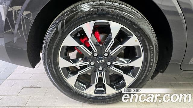 Kia Carnival 2020 — Фото 5/20