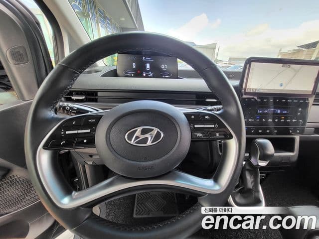 Hyundai Staria 2022 — Şəkil 13/16