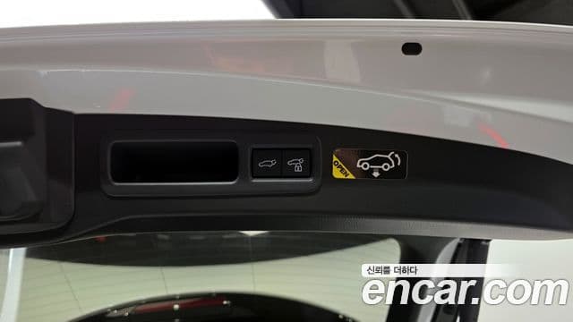 Lexus RX350h 2025 — ფოტო 17/20