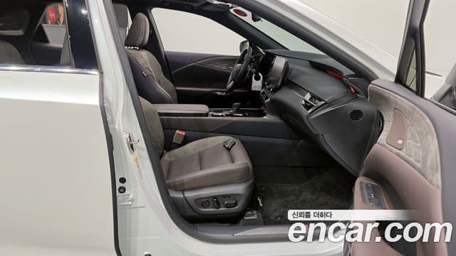 Lexus RX350h 2025 — Photo 27/34