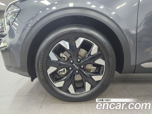 Kia Sportage 2023 — Şəkil 18/20