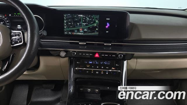 Kia Carnival 2021 — Şəkil 14/20