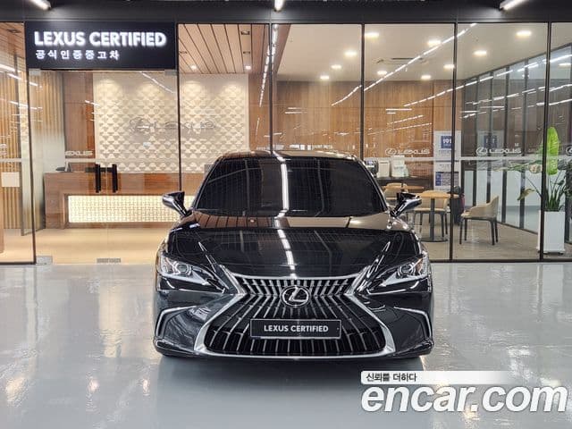 Lexus ES300h 2024 — Şəkil 2/20