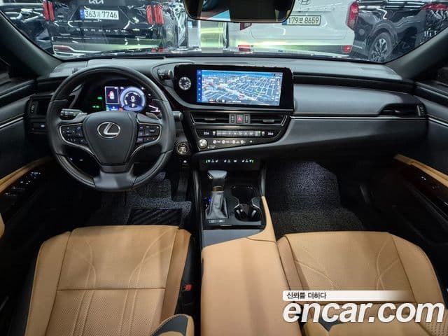 Lexus ES300h 2024 — Şəkil 6/20