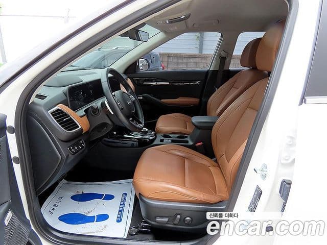 Kia Seltos 2024 — Şəkil 8/20
