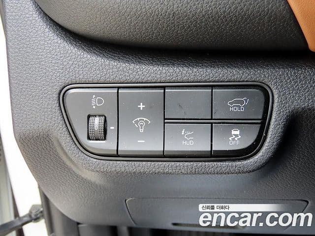 Kia Seltos 2024 — Şəkil 13/20