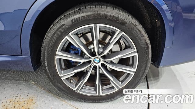 BMW X5 2019 — ფოტო 2/32