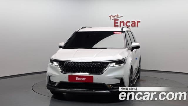Kia Carnival 2023 — Фото 3/20