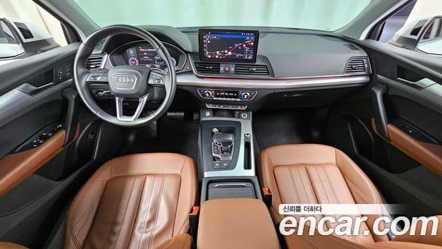 Audi Q5 2021 — Photo 6/20