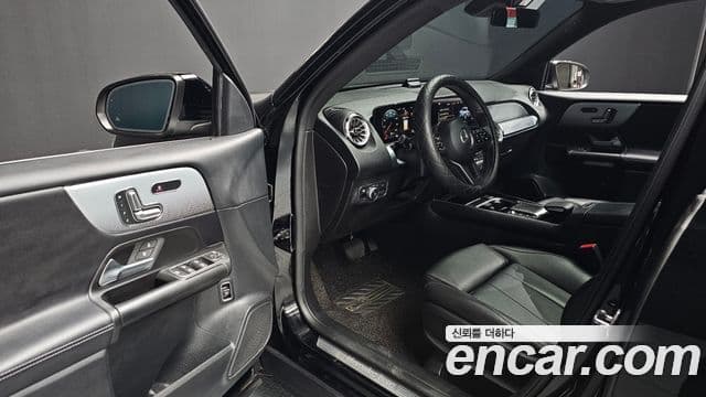 Mercedes-Benz GLB-Class 2021 — ფოტო 20/20