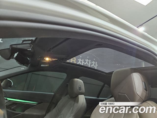 BMW 5 Series 2025 — Şəkil 17/20