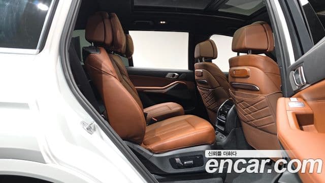 BMW X7 2025 — Şəkil 11/20