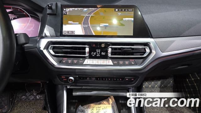 BMW 3 Series 2020 — ფოტო 13/20