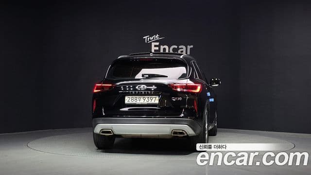 Infiniti QX50 2019 — Photo 29/31