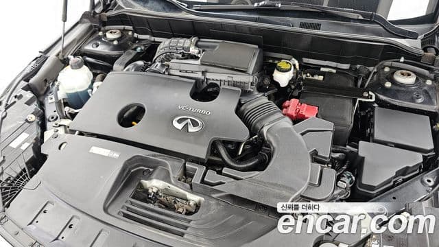 Infiniti QX50 2019 — Photo 8/31
