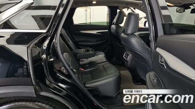 Infiniti QX50 2019 — Photo 19/31