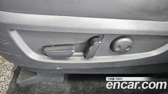 Infiniti QX50 2019 — Photo 1/31
