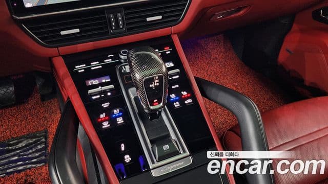 Porsche Cayenne 2020 — Şəkil 9/20