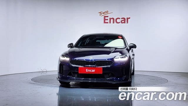 Kia Stinger 2020 — Фото 3/20