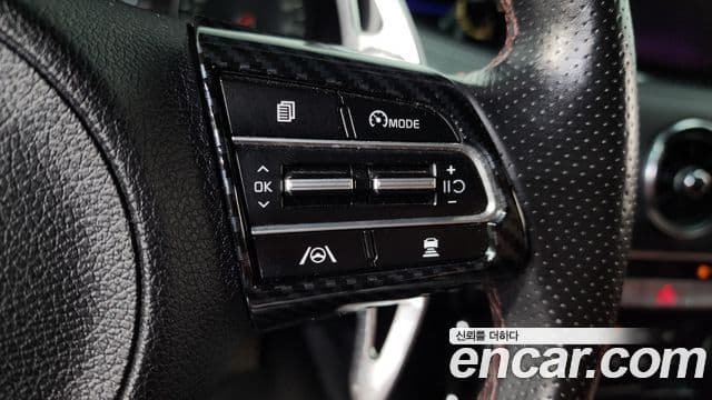 Kia Stinger 2020 — Фото 16/20
