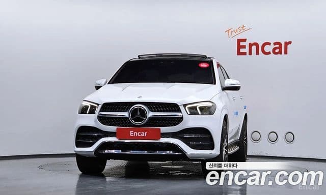 Mercedes-Benz GLE-Class 2022 — ფოტო 2/20