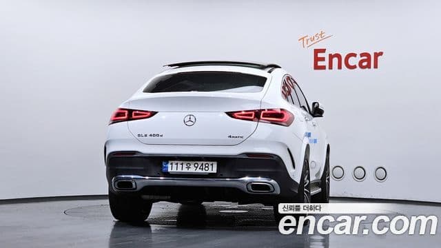 Mercedes-Benz GLE-Class 2022 — ფოტო 3/20