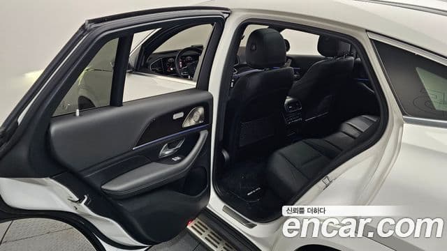 Mercedes-Benz GLE-Class 2022 — ფოტო 12/20