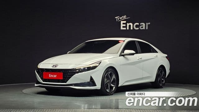 Hyundai Avante 2020 — Фото 1/20