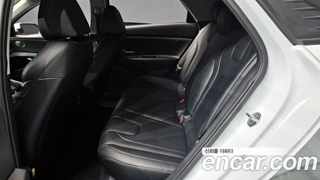 Hyundai Avante 2020 — Фото 12/20