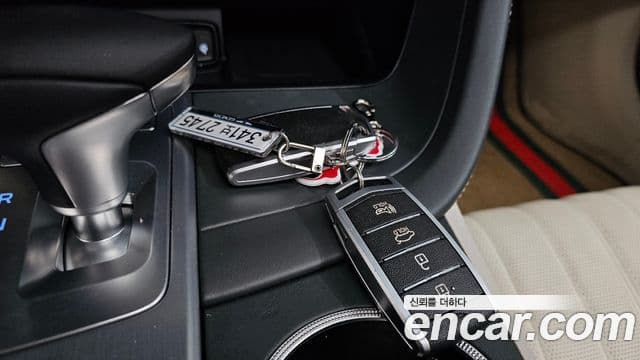 Genesis G70 2018 — Photo 9/40