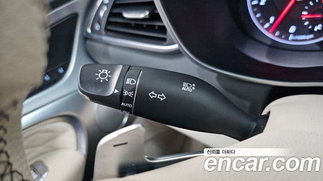 Genesis G70 2018 — Photo 1/40