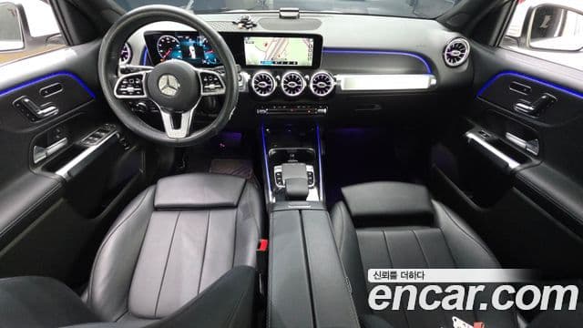 Mercedes-Benz GLB-Class 2020 — фото 7 из 20