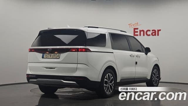 Kia Carnival 2021 — Şəkil 2/20