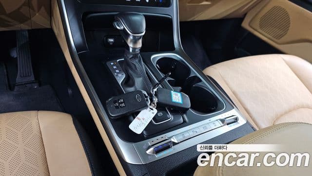 Kia Carnival 2021 — Şəkil 9/20