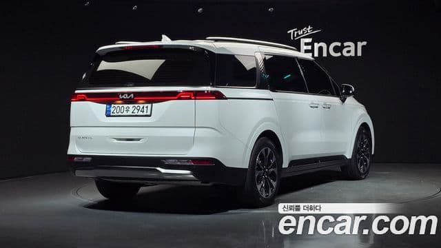 Kia Carnival 2023 — Şəkil 2/20