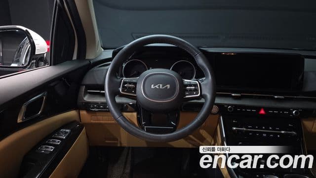 Kia Carnival 2023 — Şəkil 13/20