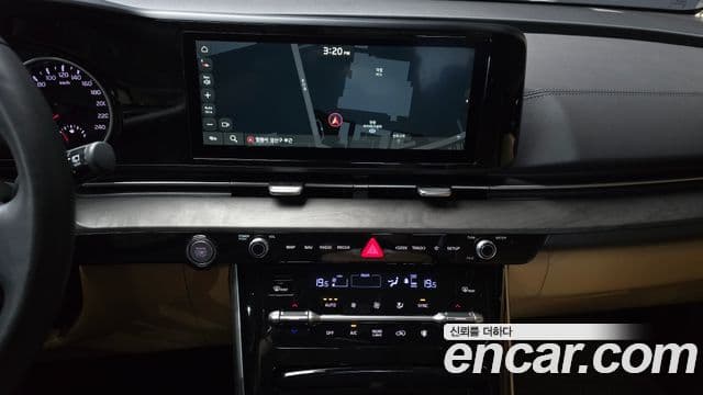 Kia Carnival 2023 — Şəkil 14/20