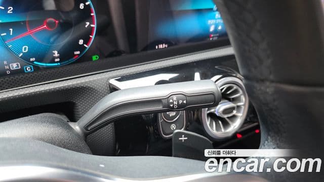 Mercedes-Benz A-Class 2020 — Фото 9/20