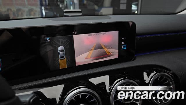 Mercedes-Benz A-Class 2020 — Фото 15/20