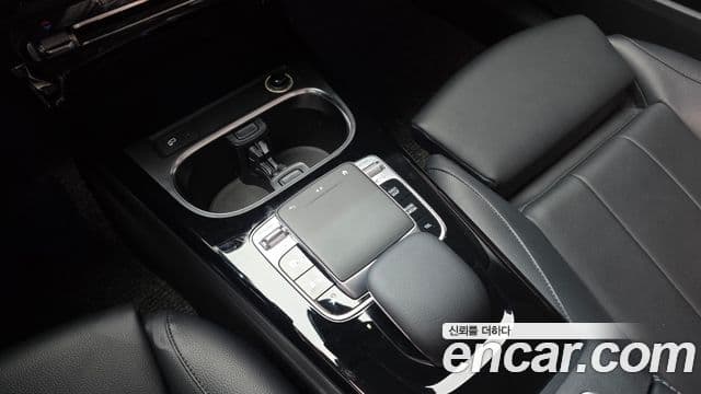 Mercedes-Benz A-Class 2020 — Фото 16/20
