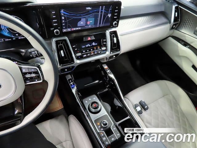 Kia Sorento 2021 — Фото 10/20
